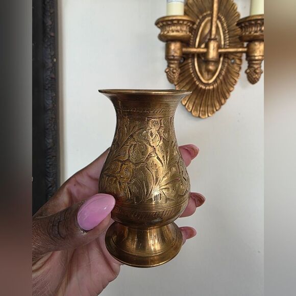 Vintage Small India Brass Etched Decorative Vase 3.25” Tall - Picture 9 of 9